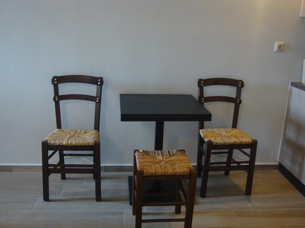 Koukouri Suites Areopoli Room photo