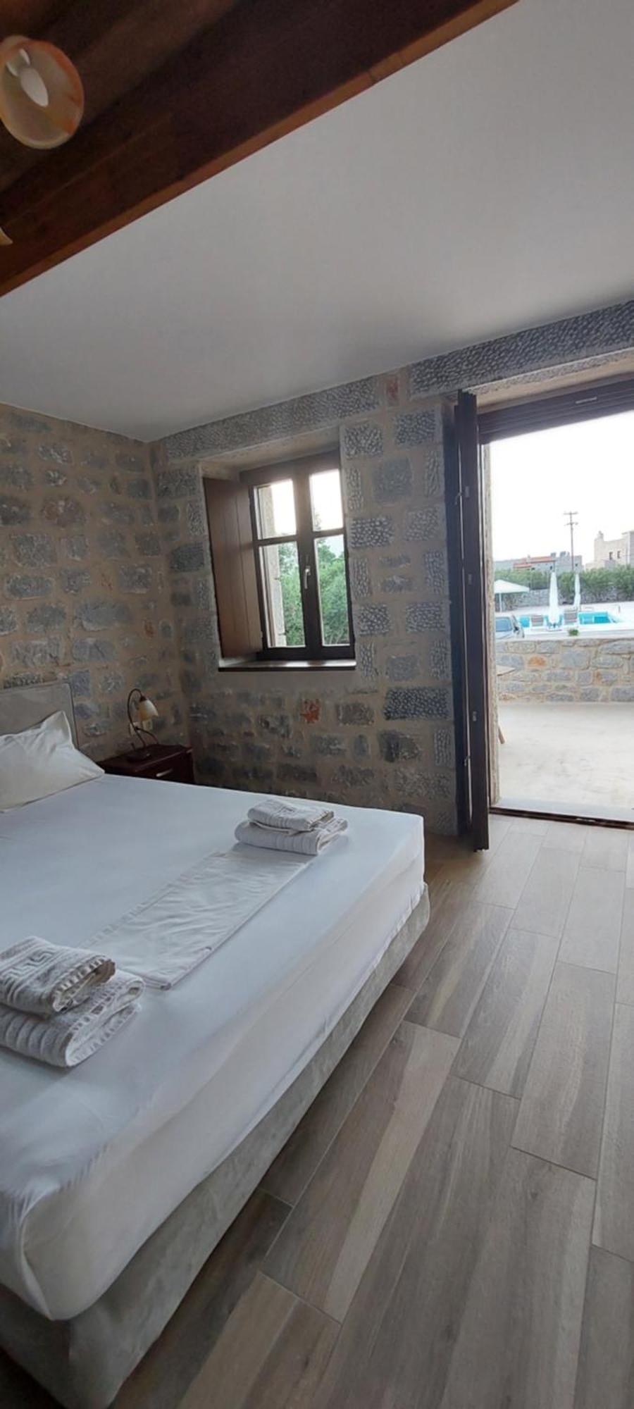 Koukouri Suites Areopoli Exterior photo