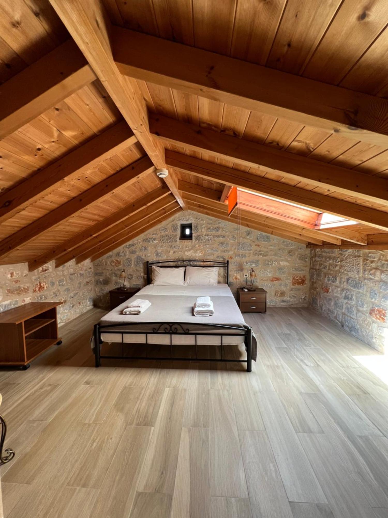 Koukouri Suites Areopoli Exterior photo