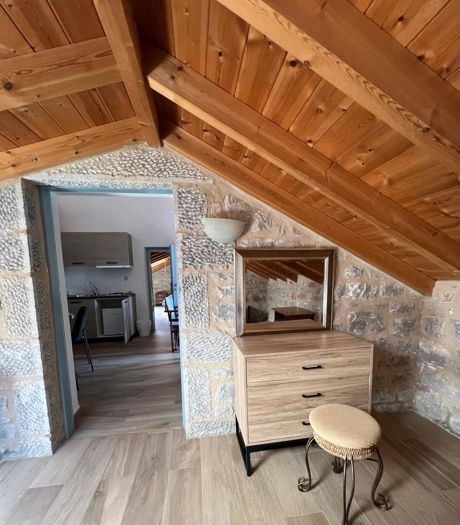 Koukouri Suites Areopoli Exterior photo