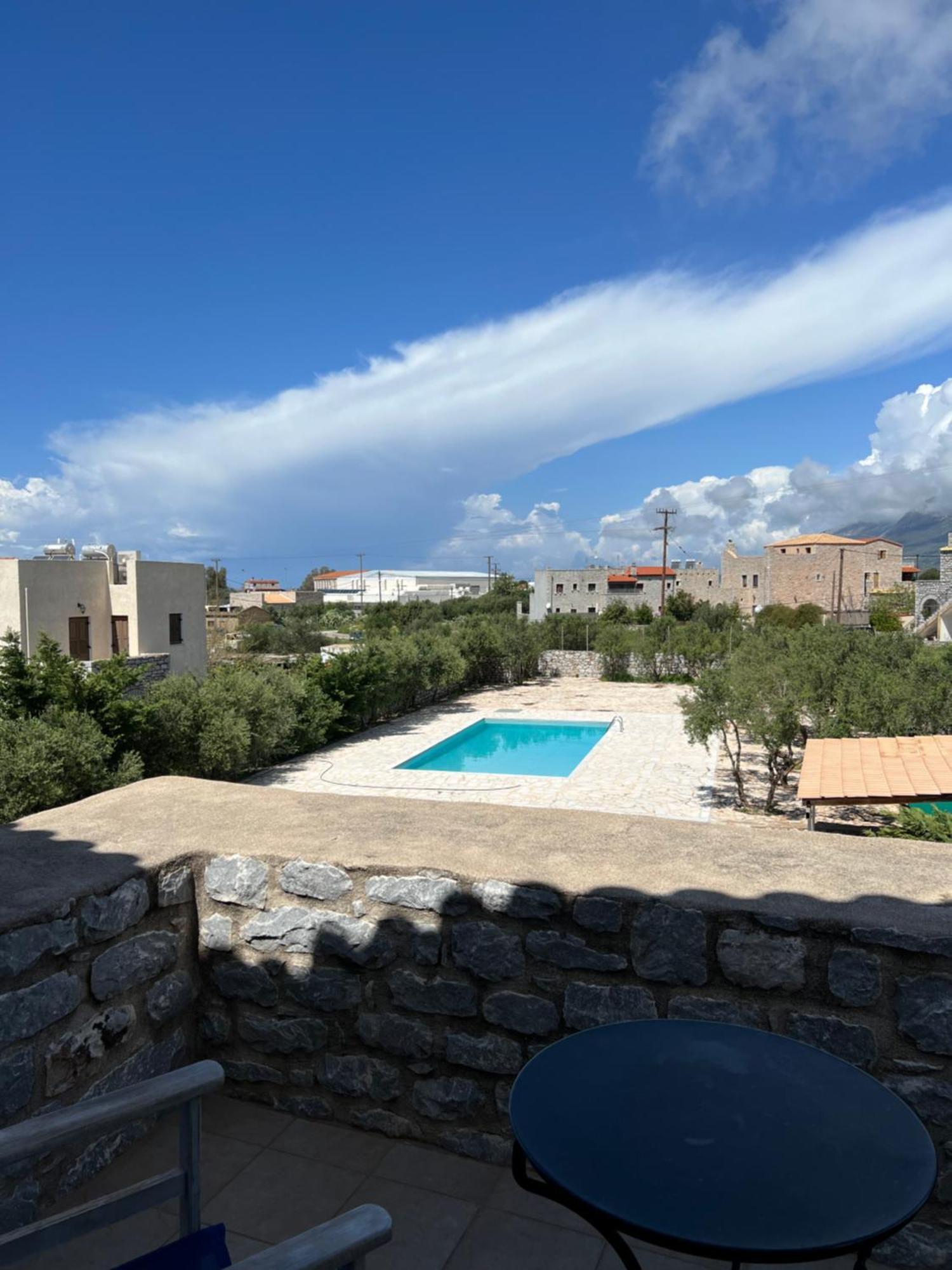 Koukouri Suites Areopoli Exterior photo
